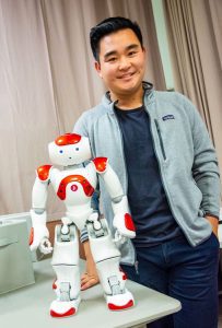 惧怕人工智能?南加州大学技术精英毕业生表示“不必恐惧”