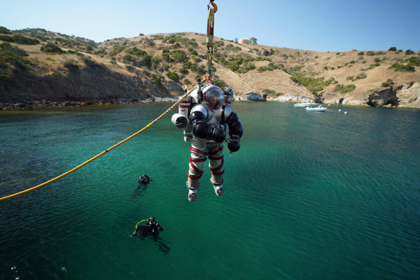 NASA宇航员在南加大岛屿科学中心接受太空探索训练-南加州大学中文官网